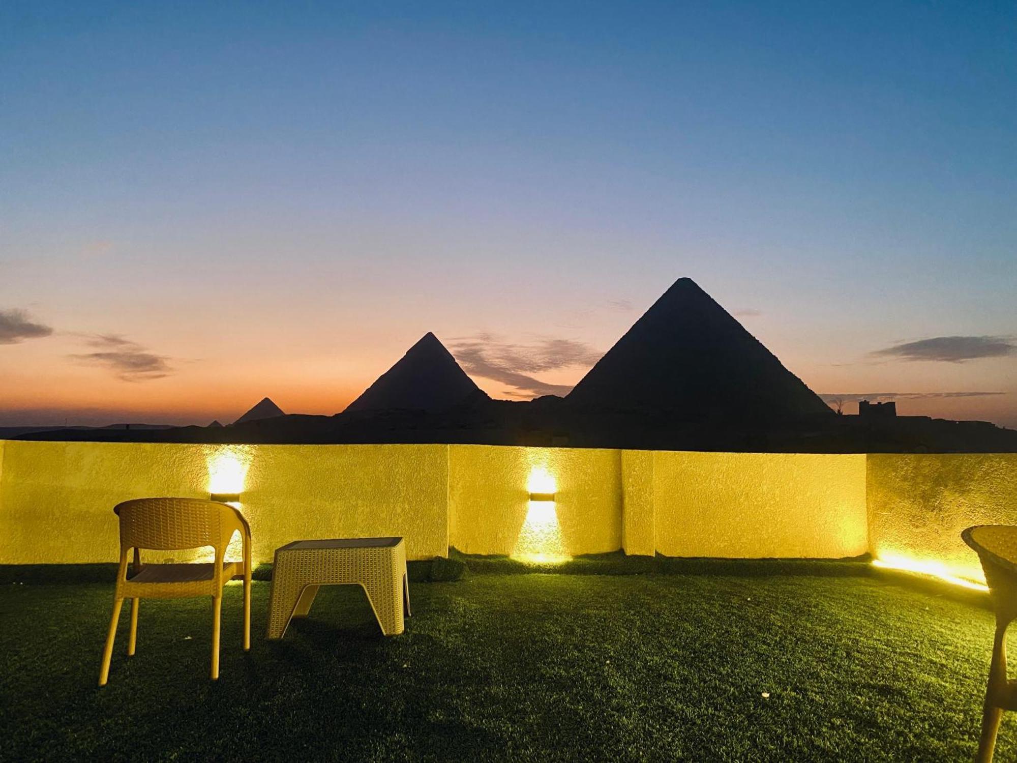 Isis Pyramids View Inn Kafret el-Gabal Kültér fotó